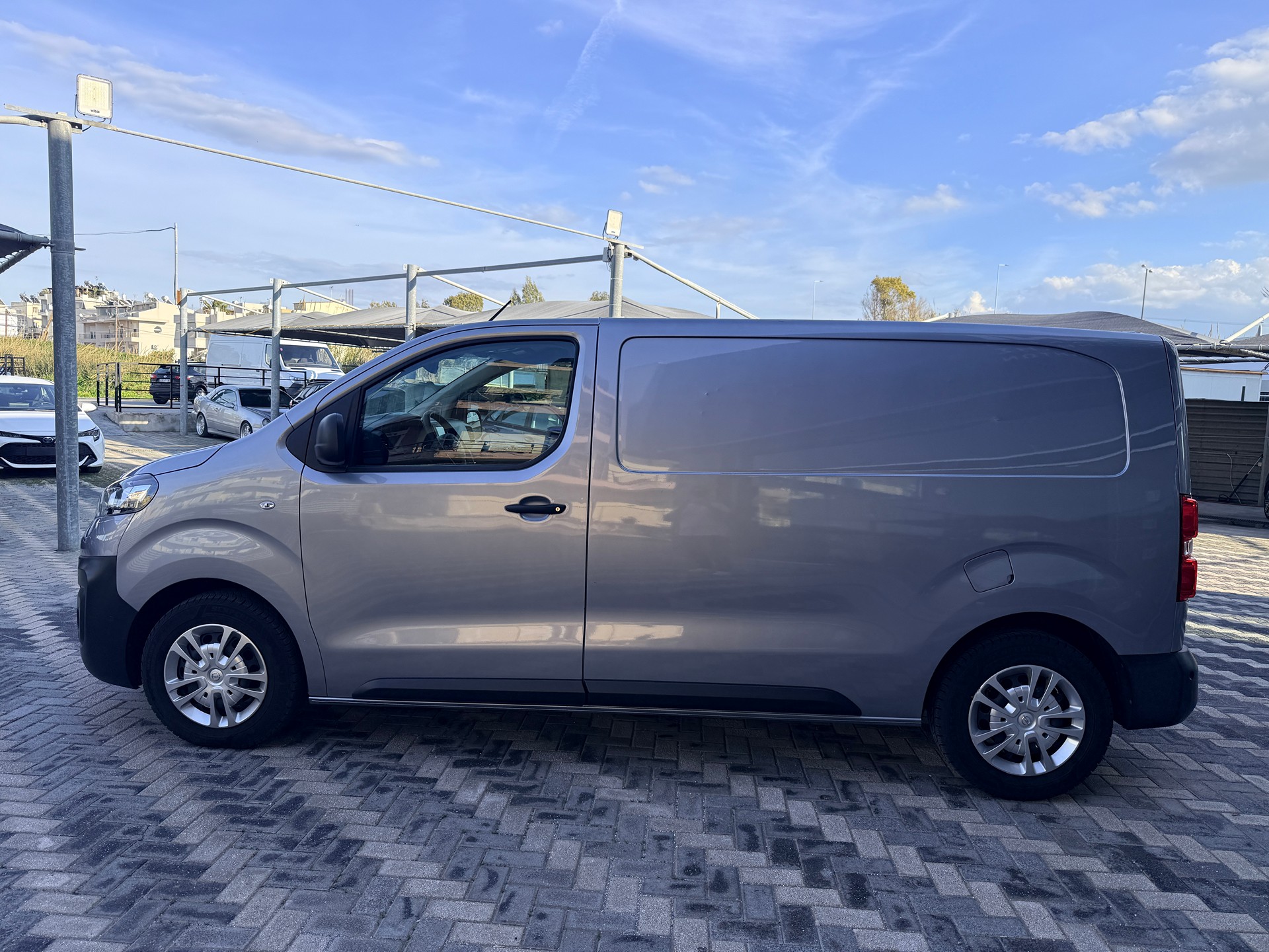 Opel Vivaro 2022 ( χωρίς ΦΠΑ )