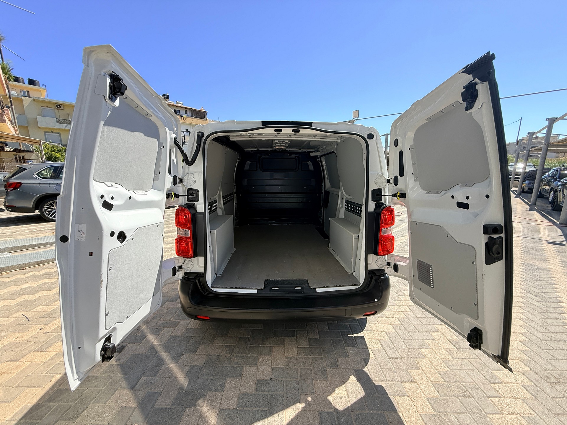 Peugeot Expert 2022 STANDARD L2, 3 θέσεις CarPoint χωρις ΦΠΑ