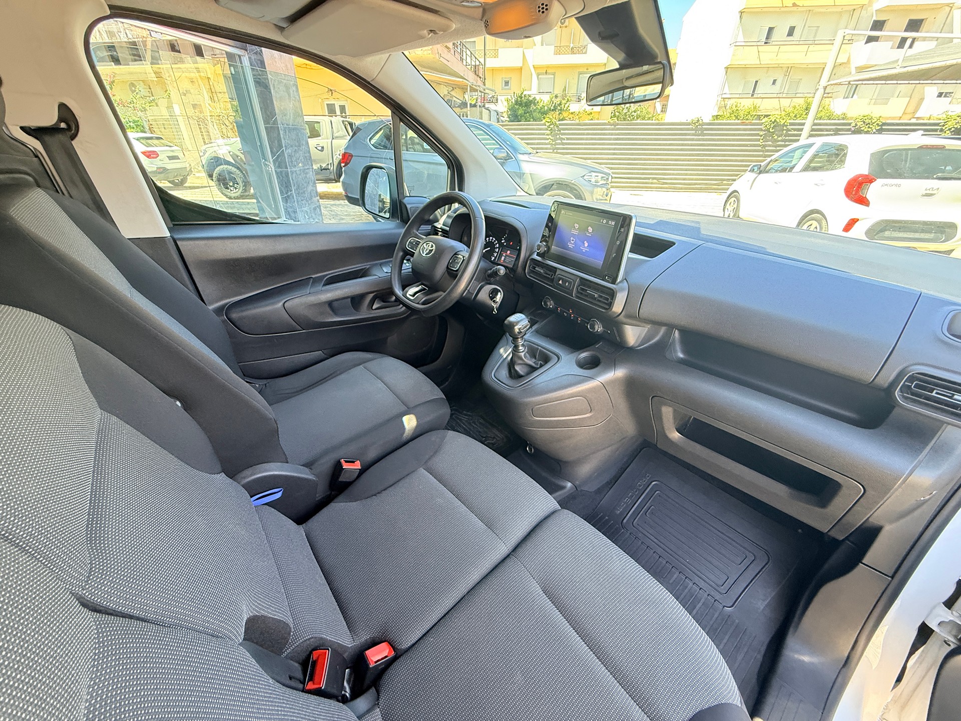 Κλούβα Toyota 2023 PROACE CITY , 3 θέσεις CarPoint χωρίς ΦΠΑ