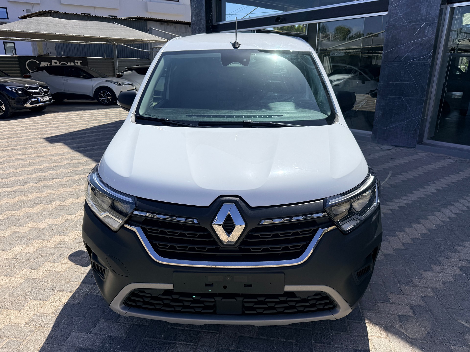 Κλούβα Renault 2023 Kangoo 3 θέσεις χωρίς ΦΠΑ