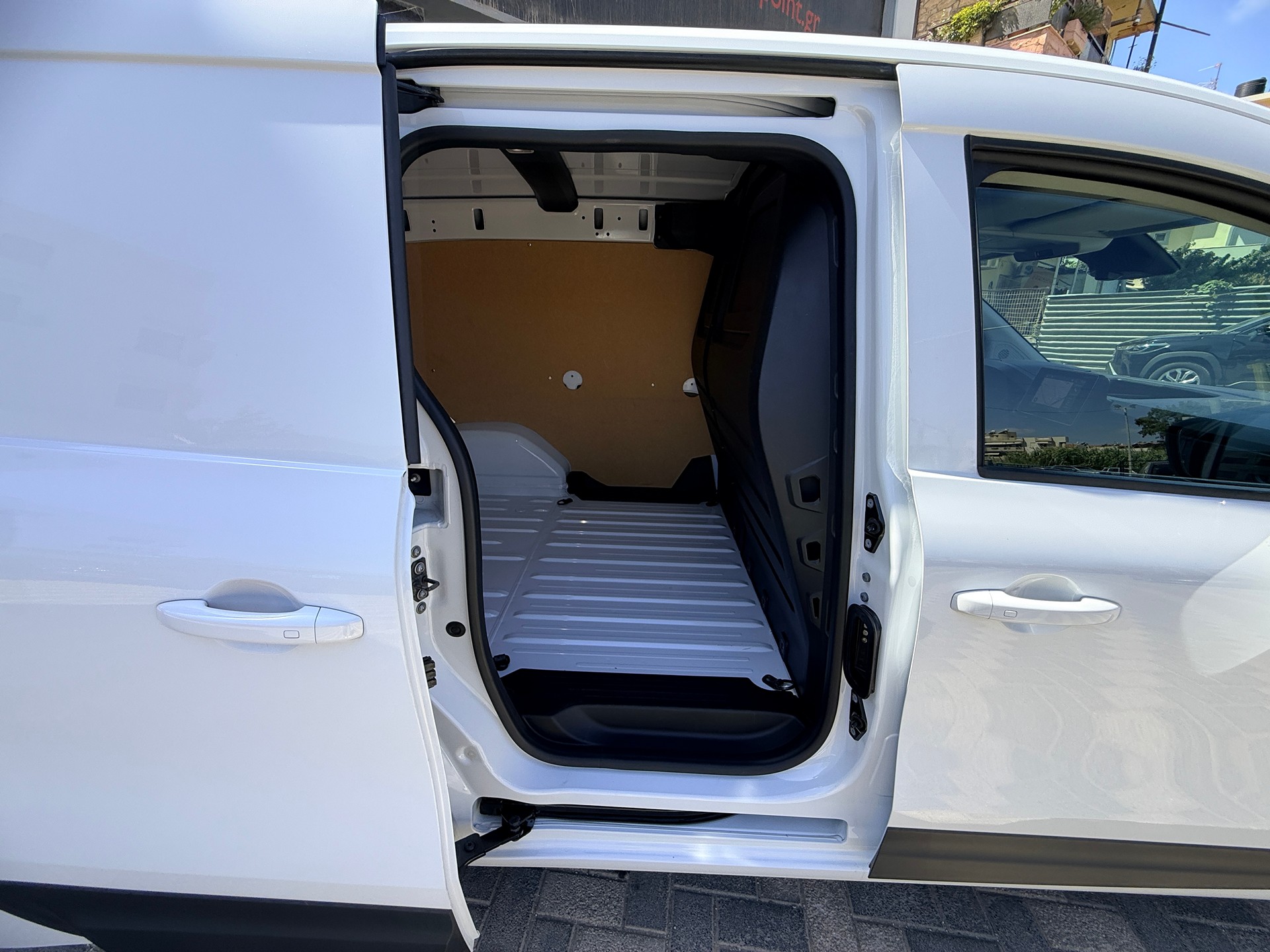Κλούβα Renault 2023 Kangoo 3 θέσεις χωρίς ΦΠΑ
